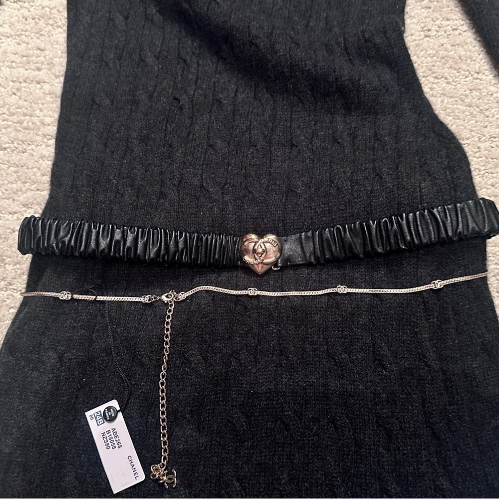 CHANEL Gold CC Belt/necklace w box/tag 80 cm - Picture 11 of 15
